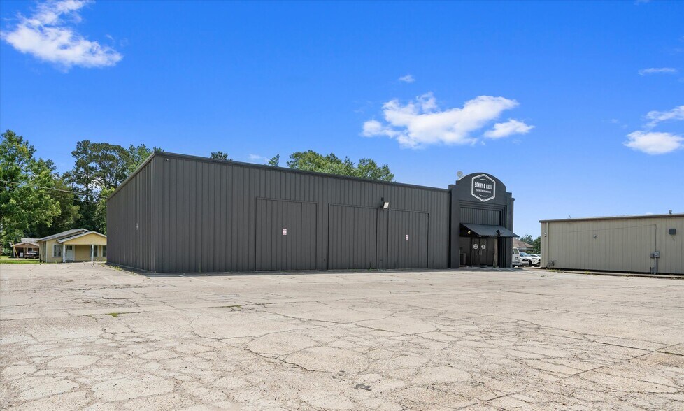 1502 W 7th St, Laurel, MS for sale - Building Photo - Image 1 of 1