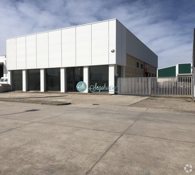 Industrial in Cantalejo, Segovia for sale - Primary Photo - Image 1 of 9