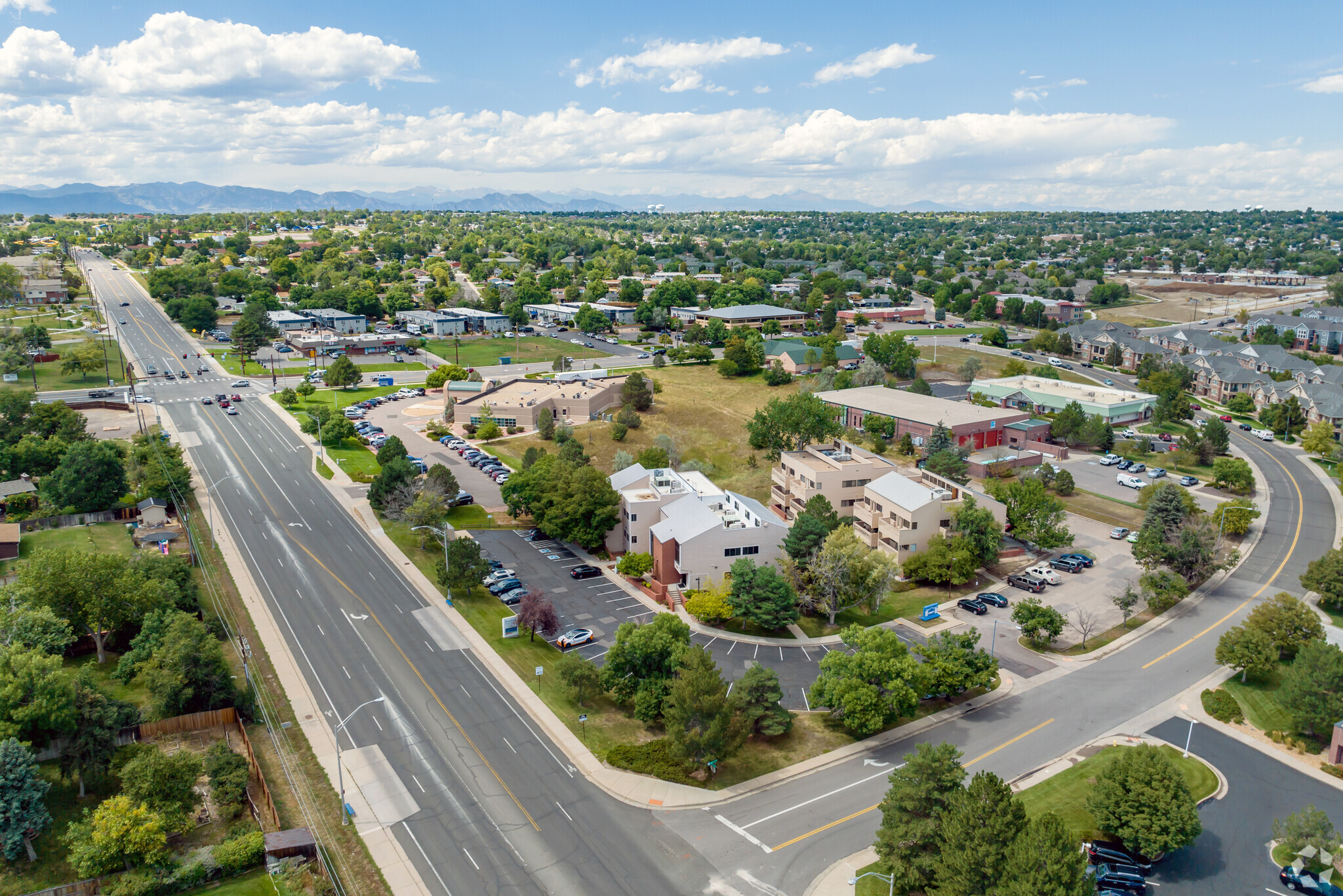 8853-8859 Fox Dr, Thornton, CO for lease Building Photo- Image 1 of 21