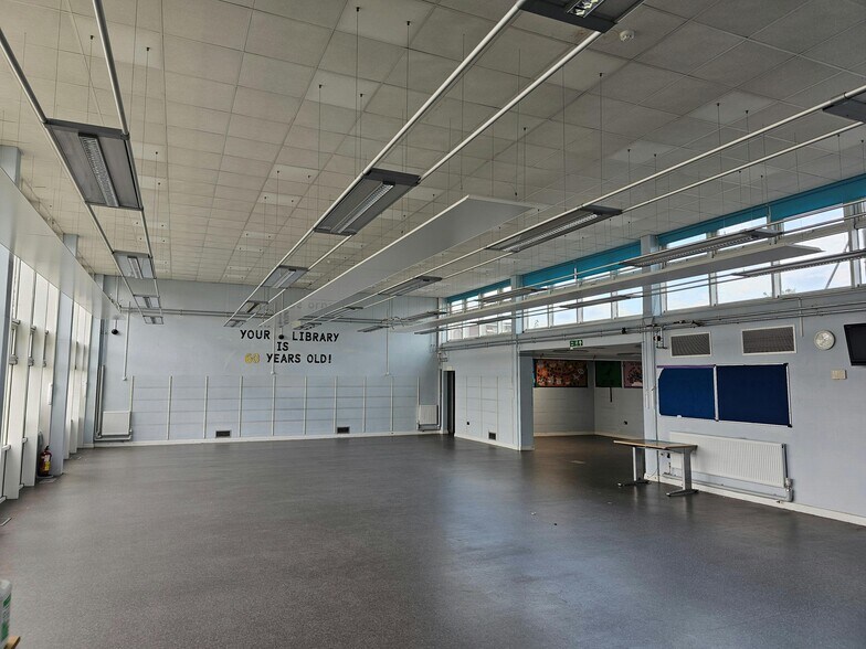 Rainham Rd, Rainham for sale - Building Photo - Image 3 of 12
