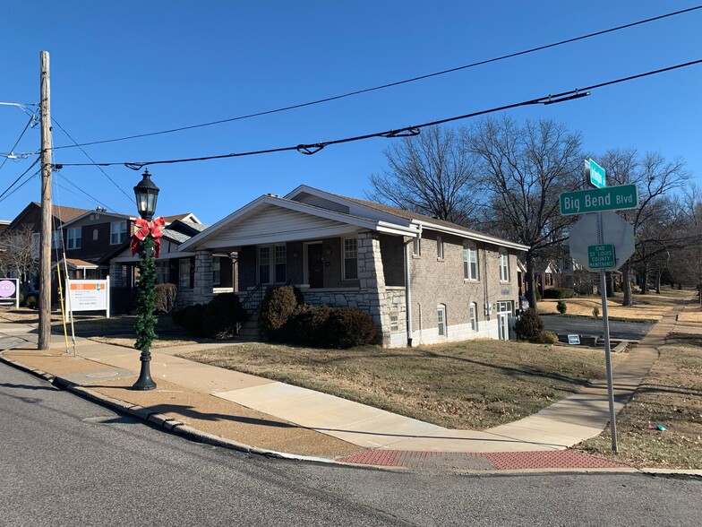 1530 S Big Bend Blvd, Richmond Heights, MO for sale - Building Photo - Image 1 of 11