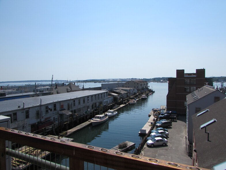 100 Commercial St, Portland, ME for lease - Building Photo - Image 2 of 2