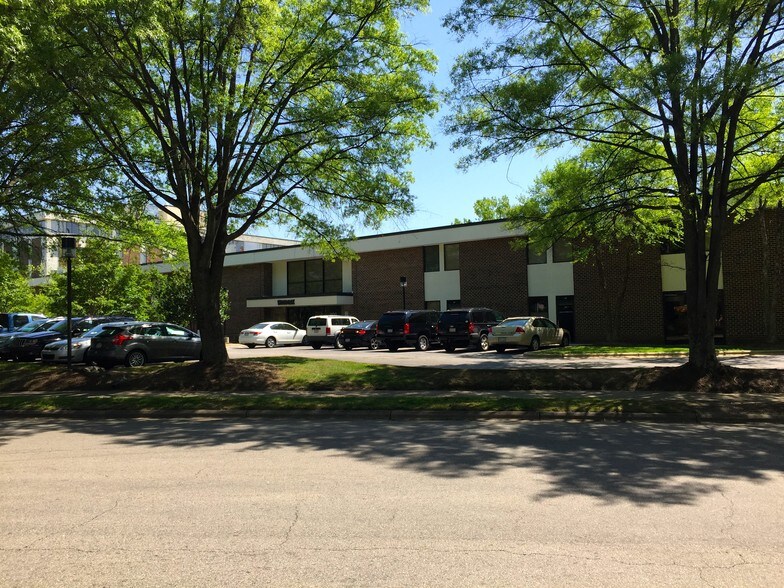 1100 Navaho Dr, Raleigh, NC for lease - Building Photo - Image 3 of 6