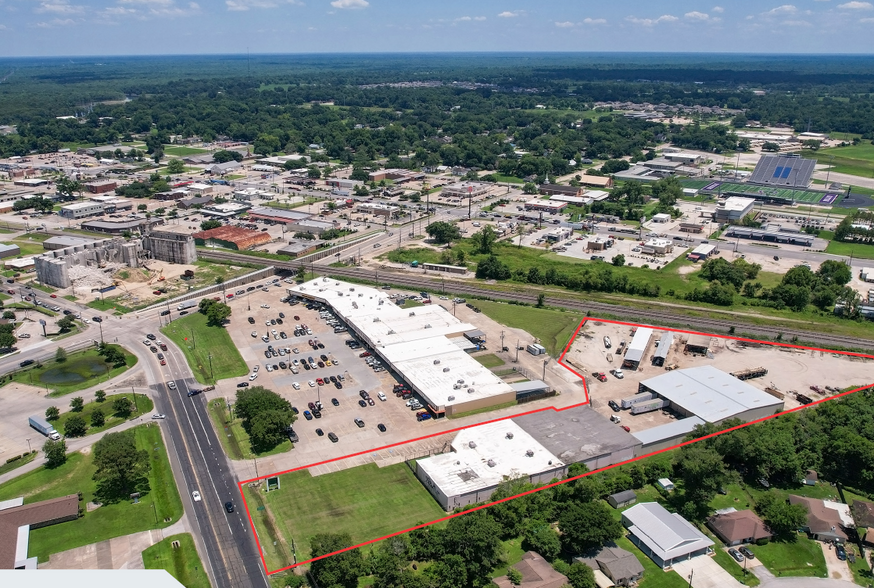 405 W Clayton St, Dayton, TX for sale - Aerial - Image 2 of 3