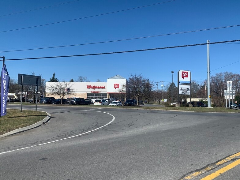 1262 Dix Ave, Hudson Falls, NY for lease - Building Photo - Image 3 of 6