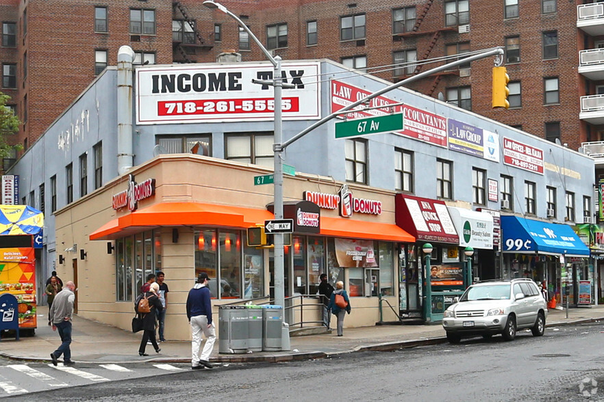 100-05-100-23 Queens Blvd, Forest Hills, NY for lease - Primary Photo - Image 2 of 2