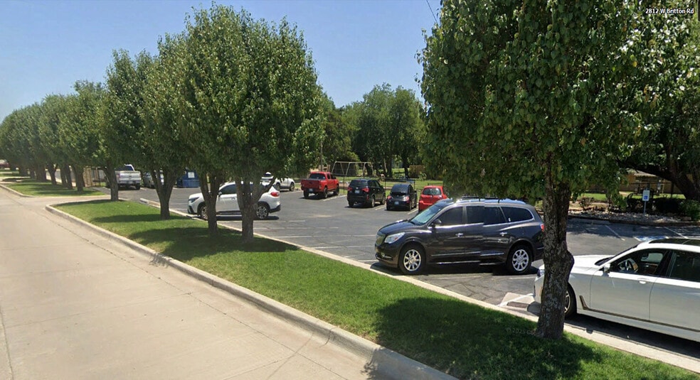 2802 Britton Rd, Oklahoma City, OK for sale - Building Photo - Image 2 of 4