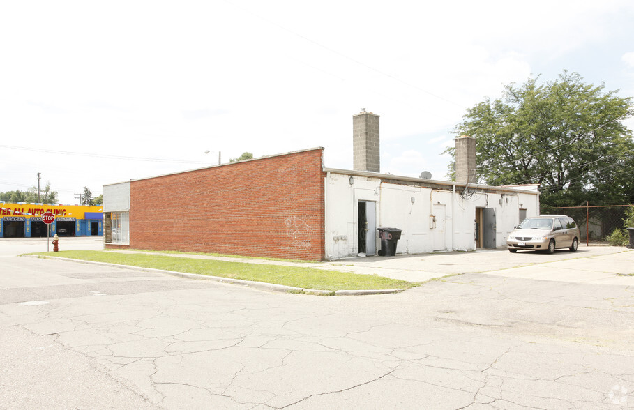 13140-13148 W McNichols Rd, Detroit, MI for lease - Building Photo - Image 2 of 4