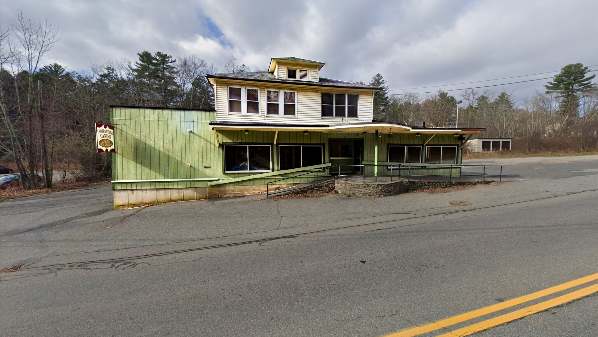 2931 Brookfield Rd, Sturbridge, MA 01518