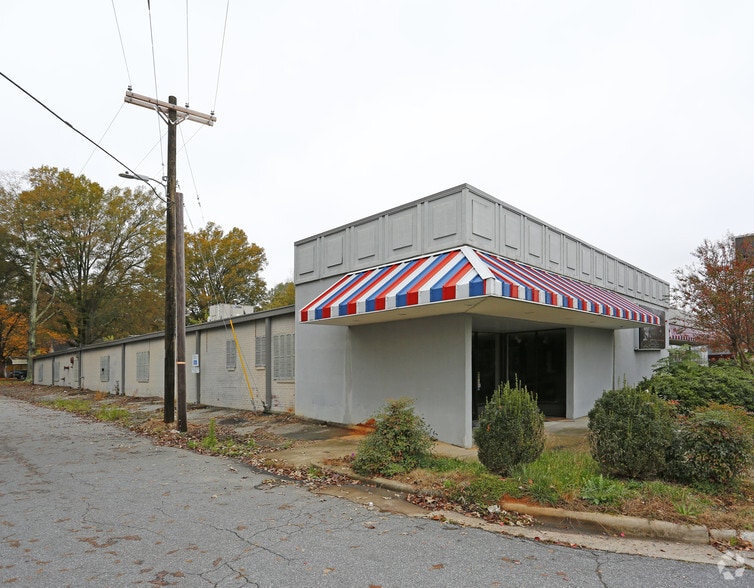 687 N Church St, Concord, NC for lease - Building Photo - Image 2 of 6