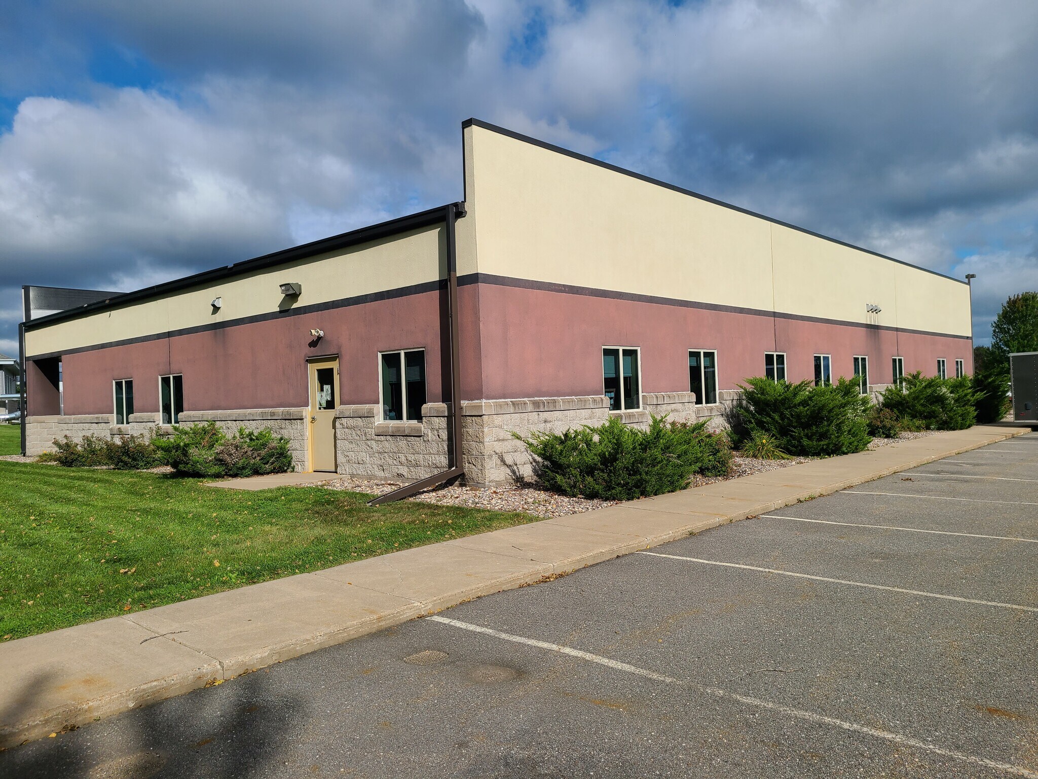 915 Indianhead Dr, Mosinee, WI 54455 915 Indianhead Dr, Mosinee, WI