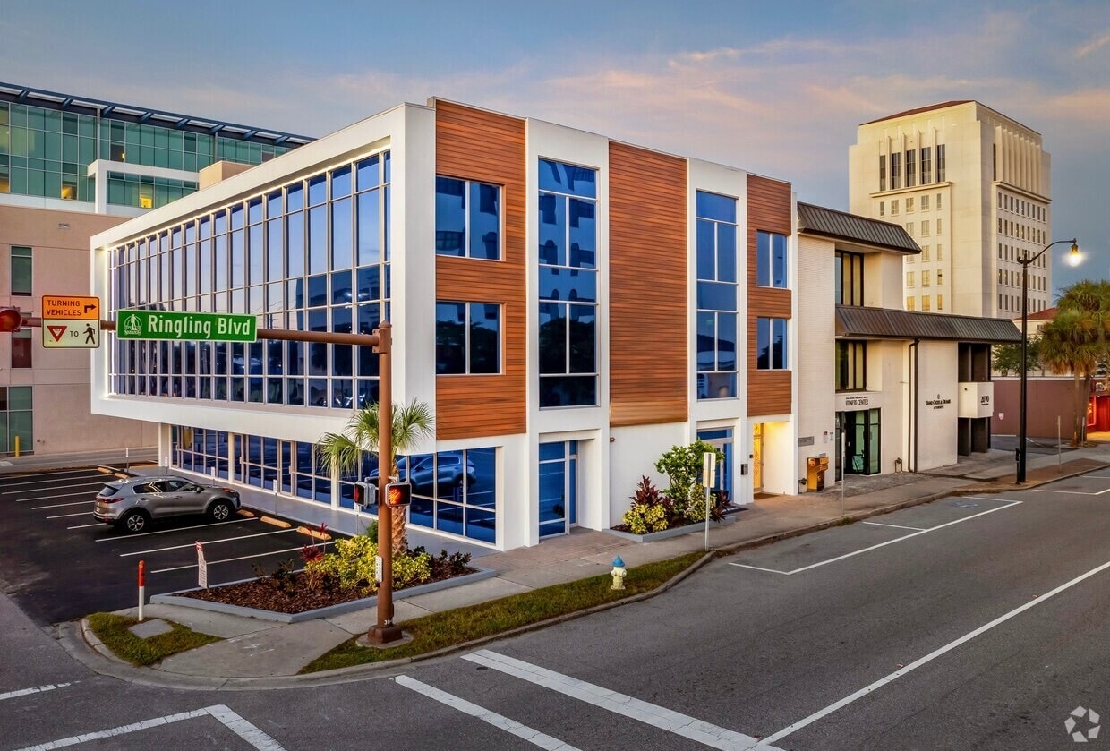 2080 Ringling Blvd, Sarasota, FL for sale Building Photo- Image 1 of 12