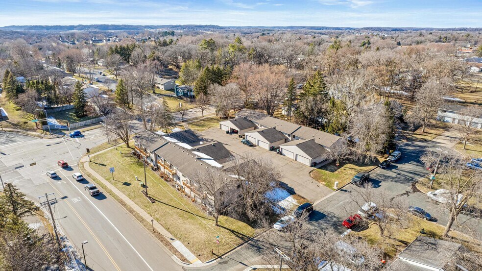 1453-1477 Emory Cir, River Falls, WI for sale - Building Photo - Image 1 of 1