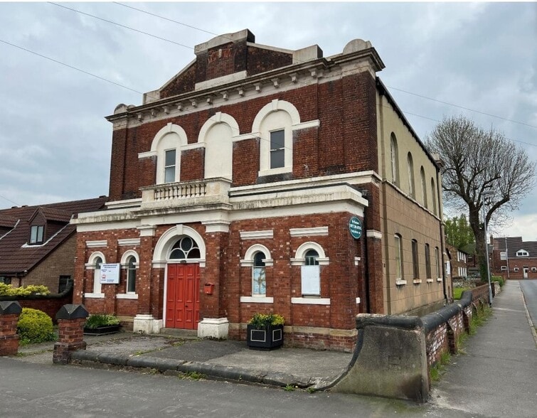 2 The Croft, Knottingley for sale - Primary Photo - Image 1 of 1