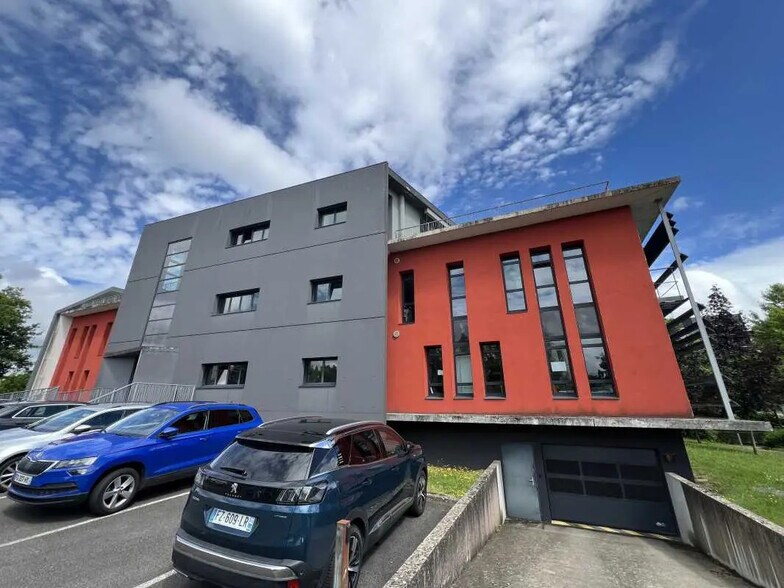 1 Rue Jacques Brel, Saint-Herblain for lease - Building Photo - Image 1 of 8