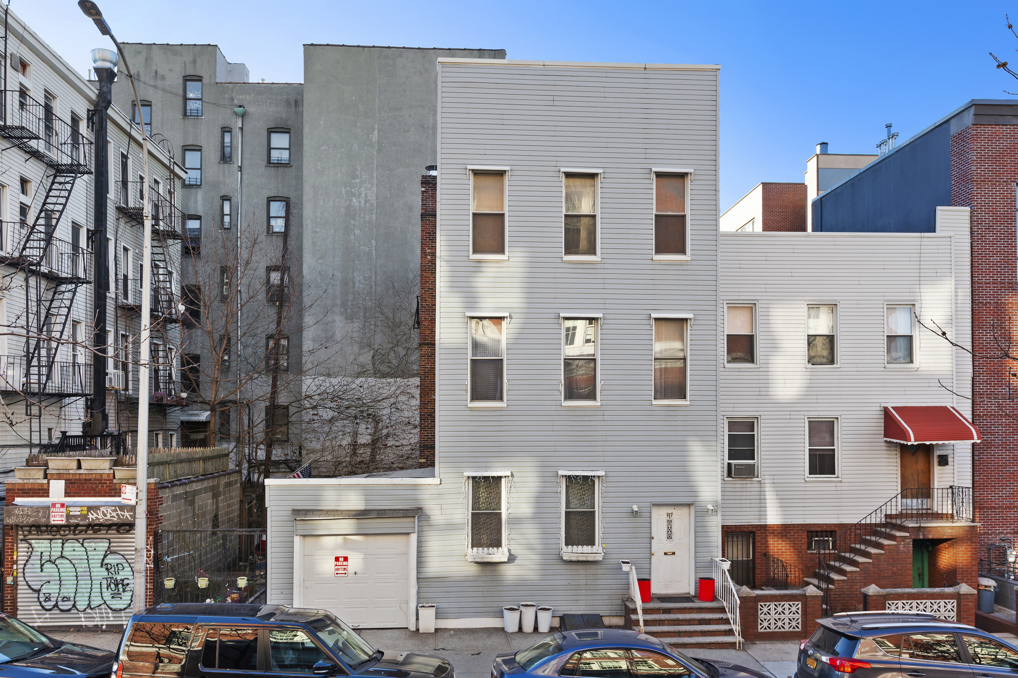 317 Manhattan Ave, Brooklyn, NY for sale Building Photo- Image 1 of 1