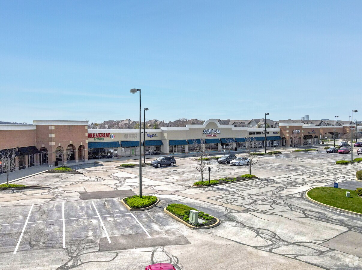 4825 E 96th St, Indianapolis, IN 46240