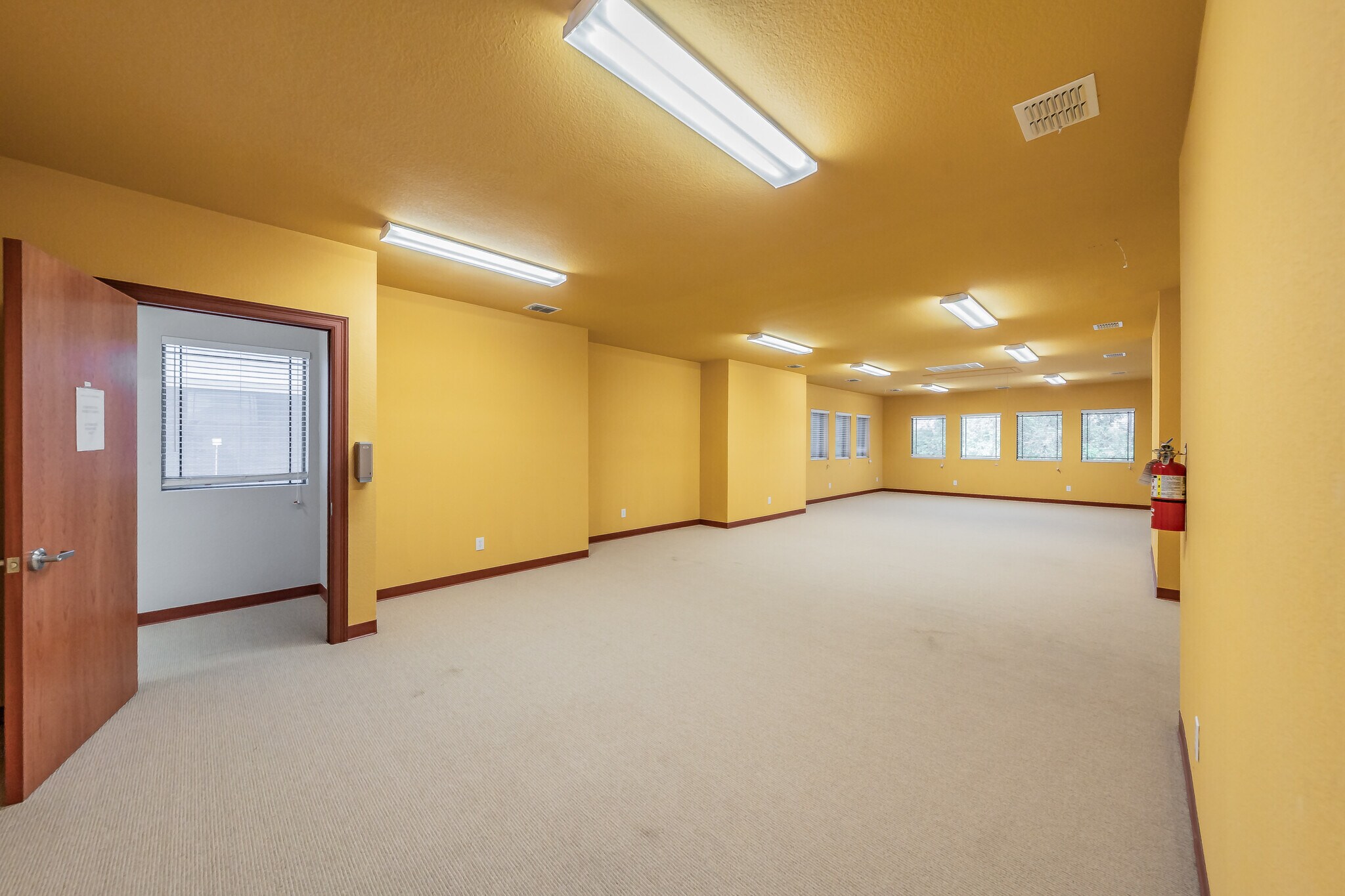 416 Village Dr, Murphy, TX for lease Building Photo- Image 1 of 35