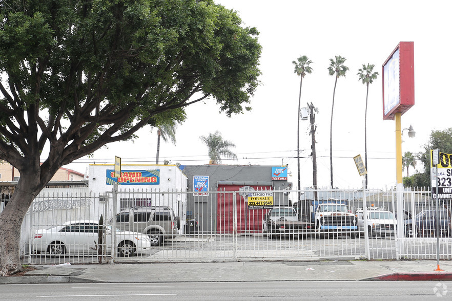 2172 W Florence Ave, Los Angeles, CA for sale - Primary Photo - Image 1 of 1