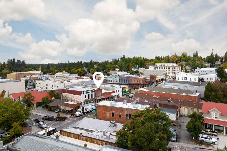 107 W Main St, Grass Valley, CA for sale - Building Photo - Image 3 of 35
