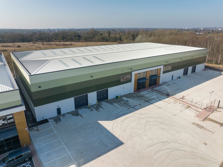 Cole Green Ln, Welwyn Garden City for sale - Building Photo - Image 1 of 1