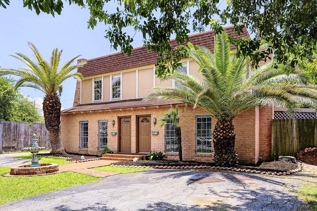 5613 Val Verde St, Houston, TX 77057