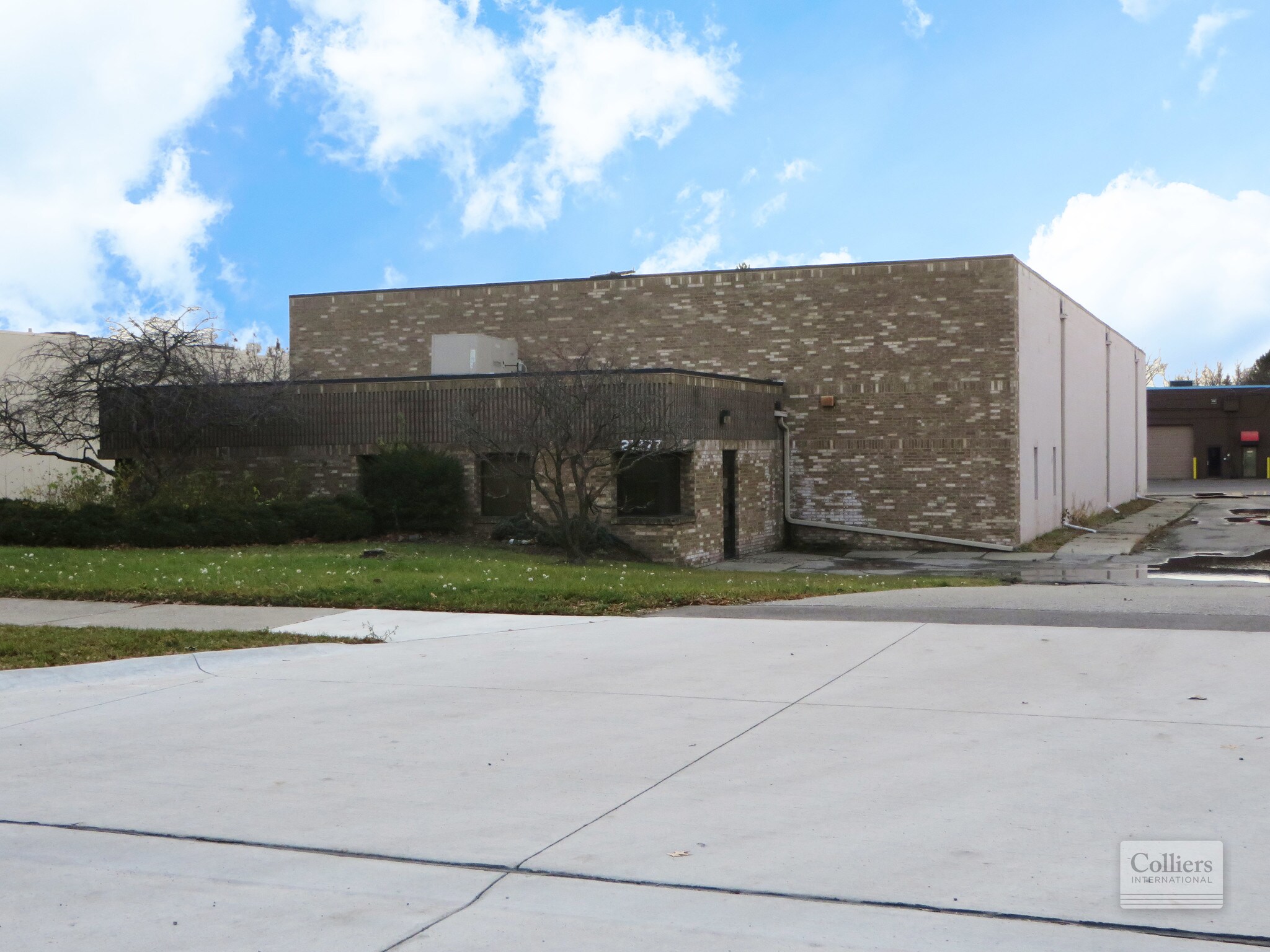 21277 Bridge St, Southfield, MI for sale Primary Photo- Image 1 of 1