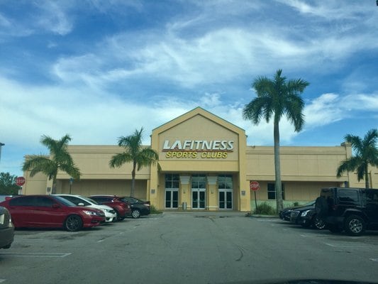 16051 S Dixie Hwy, Miami, FL for lease Interior Photo- Image 1 of 7