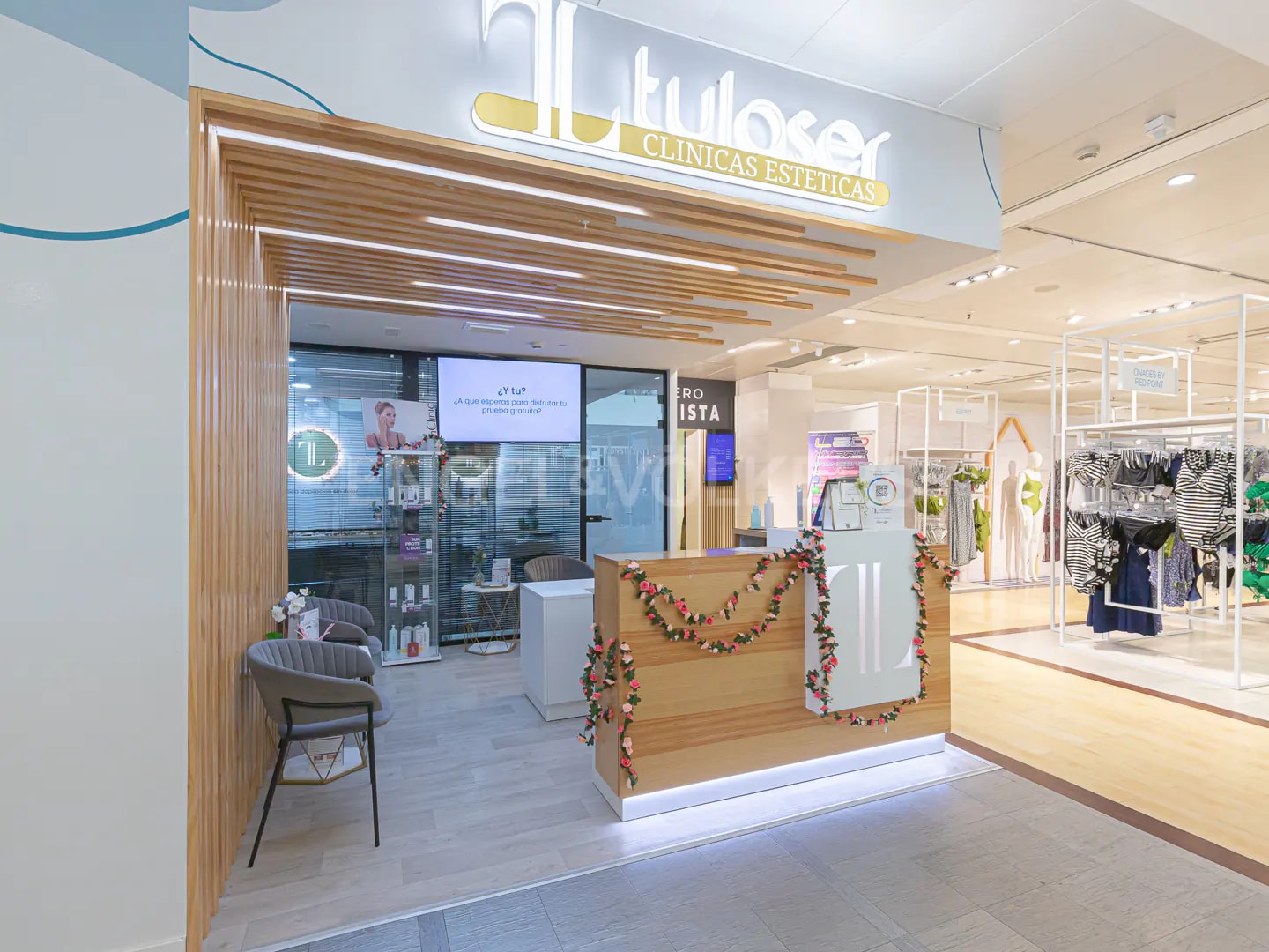 Retail in Barcelona, Barcelona for lease Interior Photo- Image 1 of 7