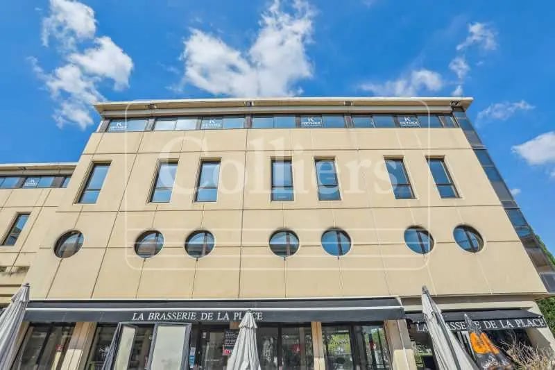 Office in Aix-en-Provence for sale - Building Photo - Image 1 of 14
