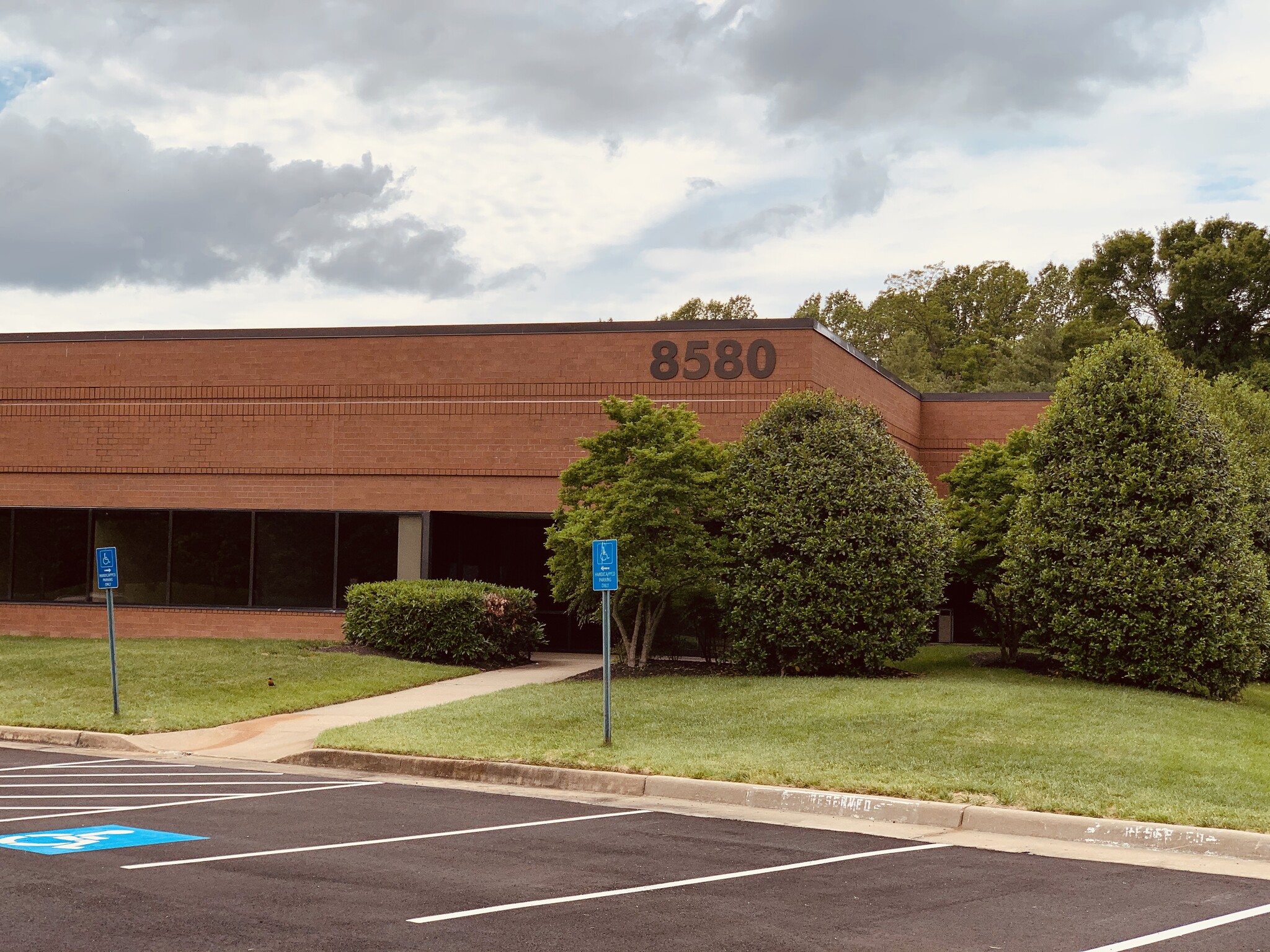 8580 Cinder Bed Rd, Lorton, VA for lease Building Photo- Image 1 of 6