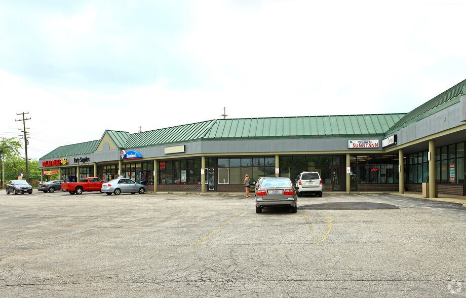 6444 Pearl Rd, Parma Heights, OH for lease - Building Photo - Image 1 of 3