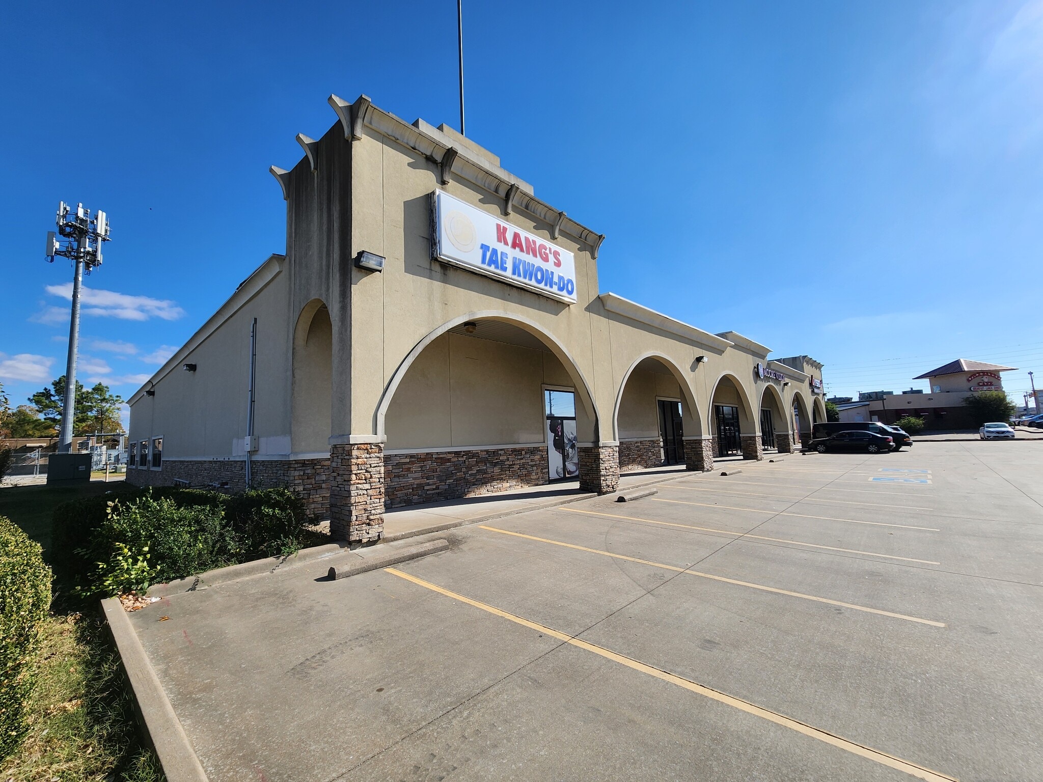 6005-6011 S Mingo Rd, Tulsa, OK for sale Building Photo- Image 1 of 7