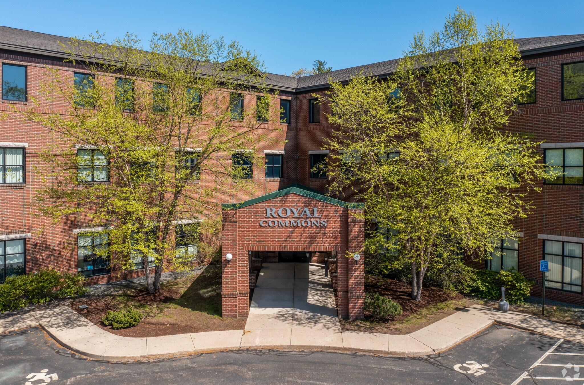 51 b Pl, Dover, NH 03820 Dover North Professional Building