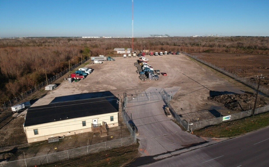 12301 Red Bluff Rd, Pasadena, TX for sale Primary Photo- Image 1 of 1