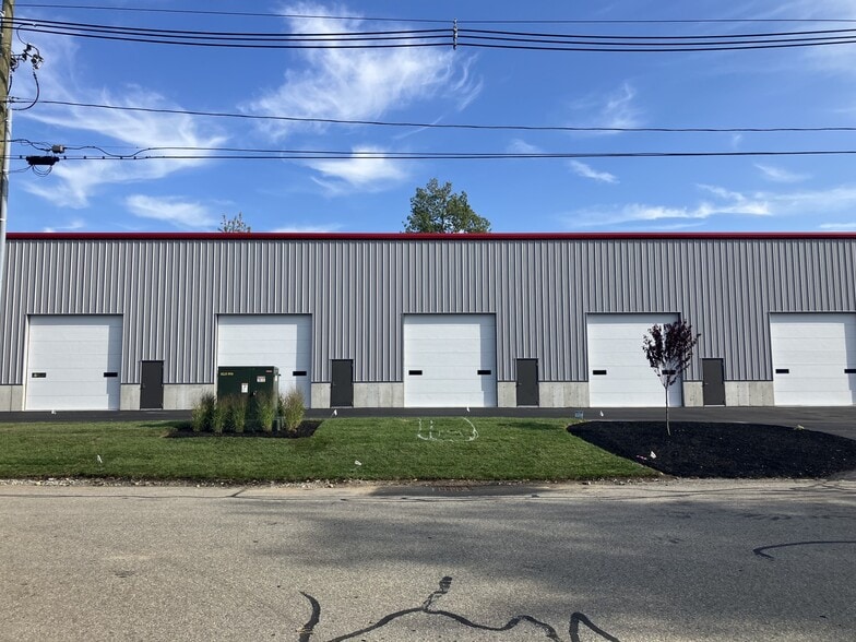 156 Hartwell St, West Boylston, MA for lease - Building Photo - Image 2 of 6