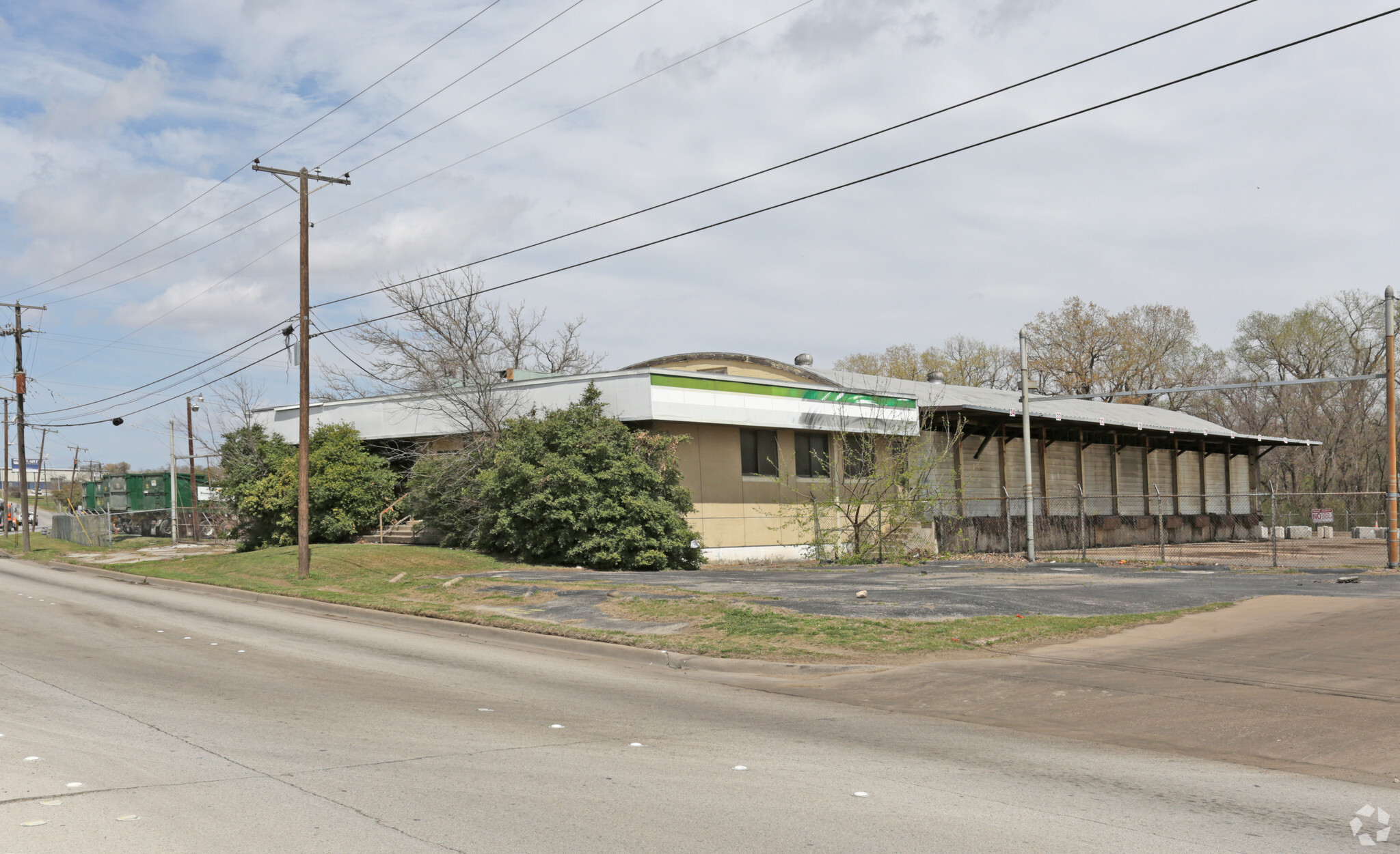 1301 Riverside Dr, Fort Worth, TX for sale Primary Photo- Image 1 of 1