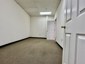 435 Newbury St, Danvers, MA for lease Interior Photo- Image 2 of 4