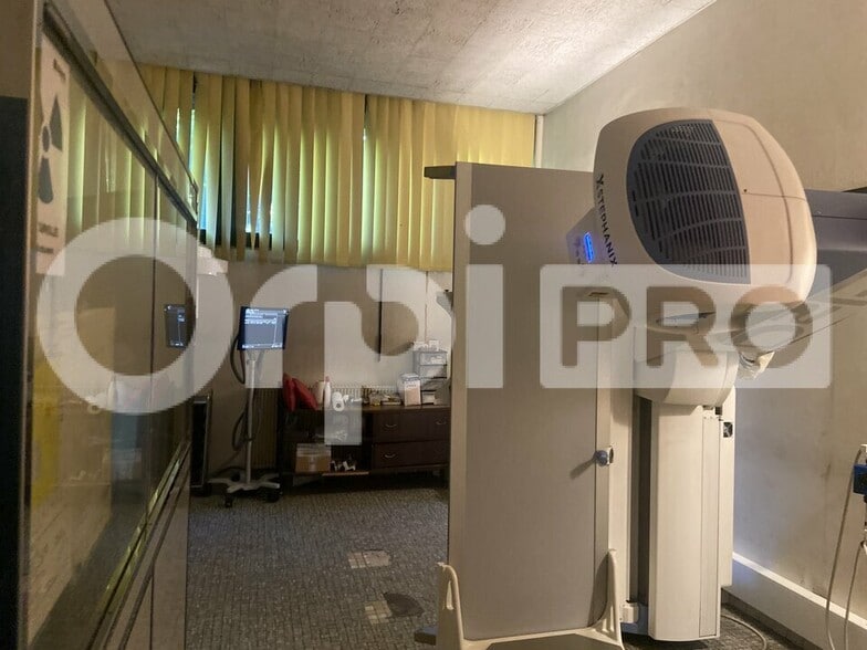 Office in Bolbec for sale - Interior Photo - Image 1 of 9