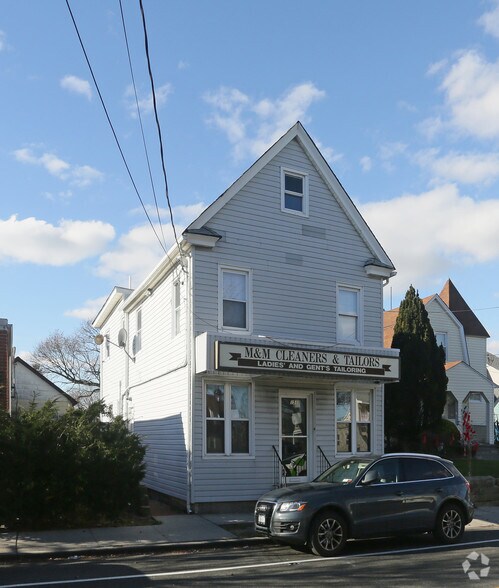 151 Doughty Blvd, Inwood, NY for sale - Primary Photo - Image 1 of 1