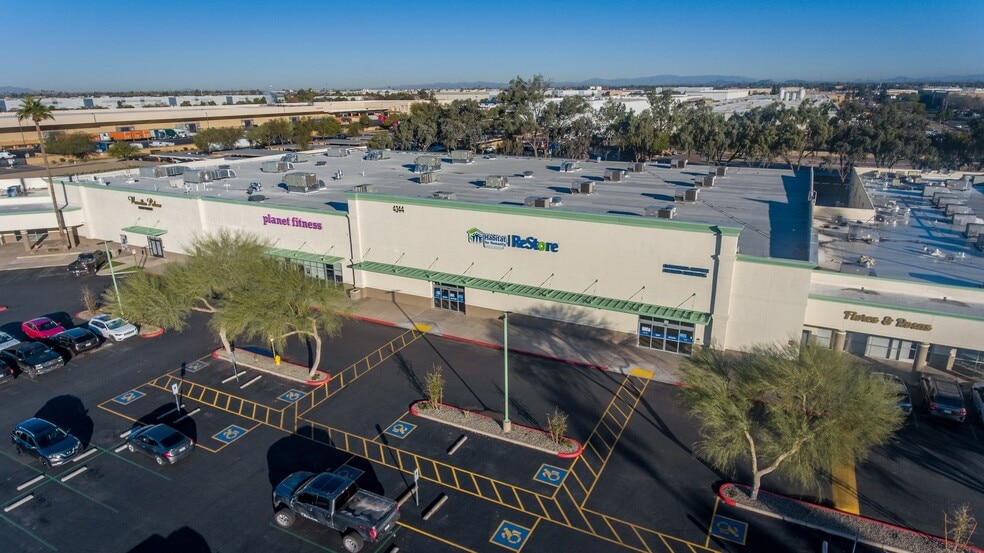 4344 W Indian School Rd, Phoenix, AZ for lease - Building Photo - Image 3 of 6