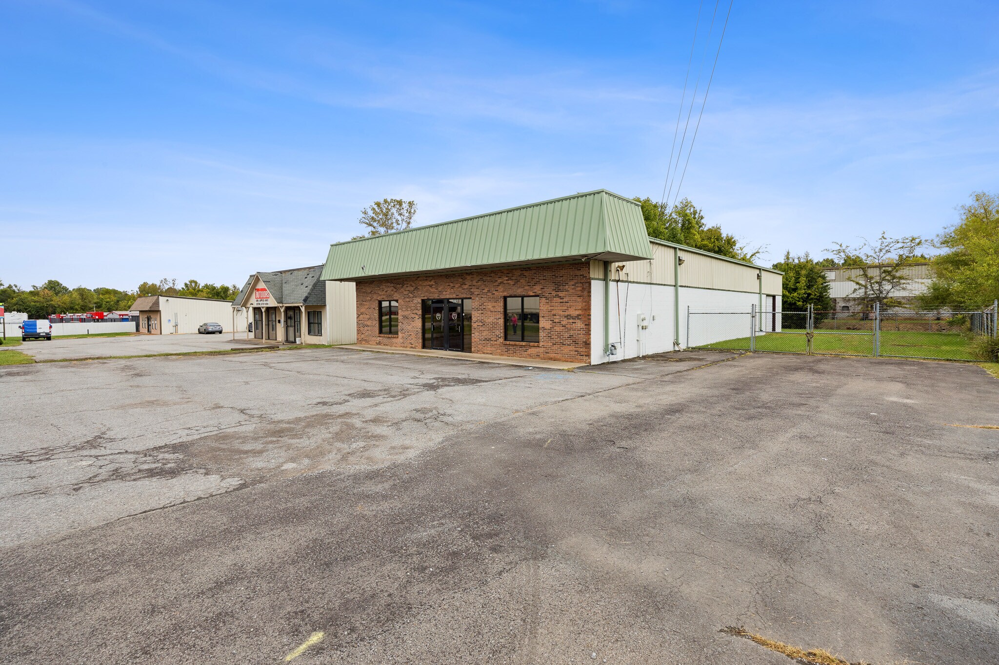 805 N Broadway, Portland, TN for sale Building Photo- Image 1 of 12
