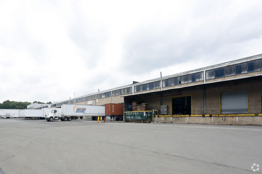 1200 Fuller Rd, Linden, NJ for lease - Building Photo - Image 3 of 6