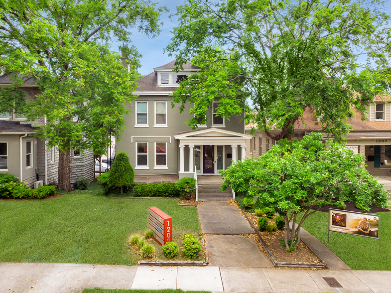 1209 16th Ave S, Nashville, TN for sale - Primary Photo - Image 1 of 1