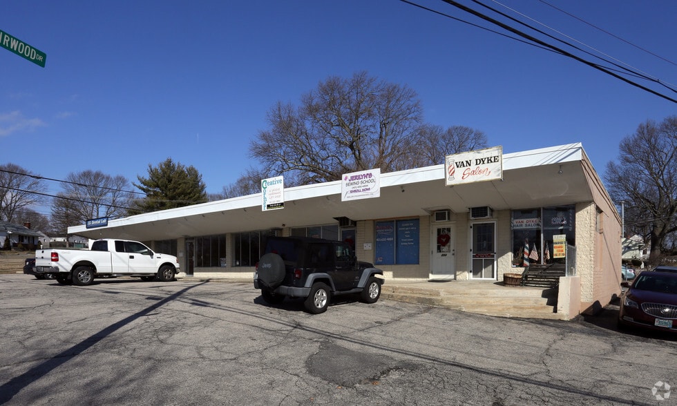 246-256 East St, Cranston, RI for sale - Primary Photo - Image 1 of 1