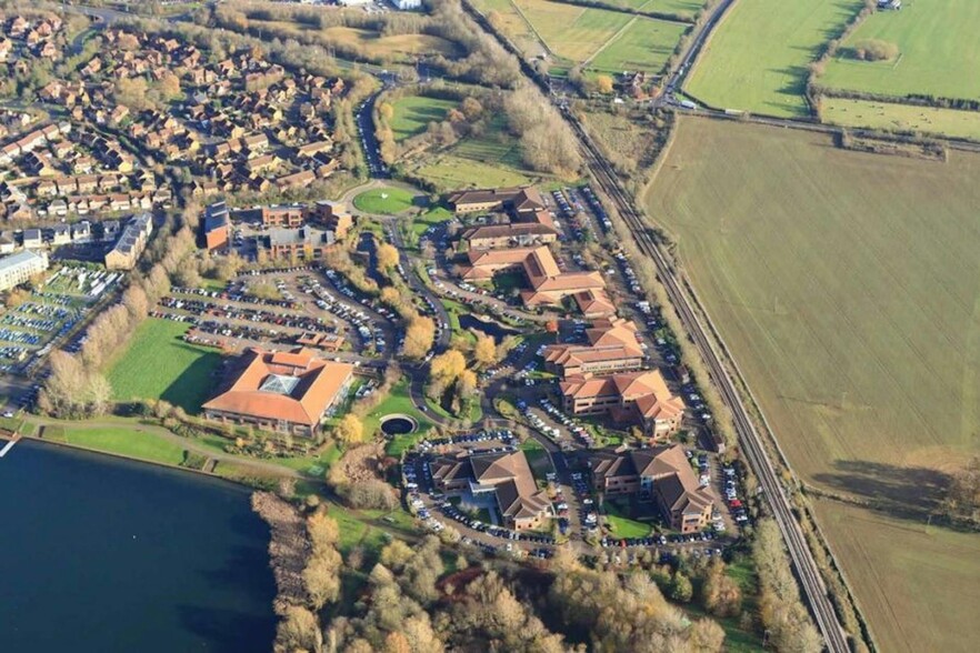 71-87 Caldecotte Lake Dr, Milton Keynes for lease - Aerial - Image 2 of 7