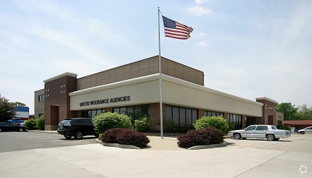 1107 S Tillotson Ave, Muncie, IN for lease - Building Photo - Image 2 of 10