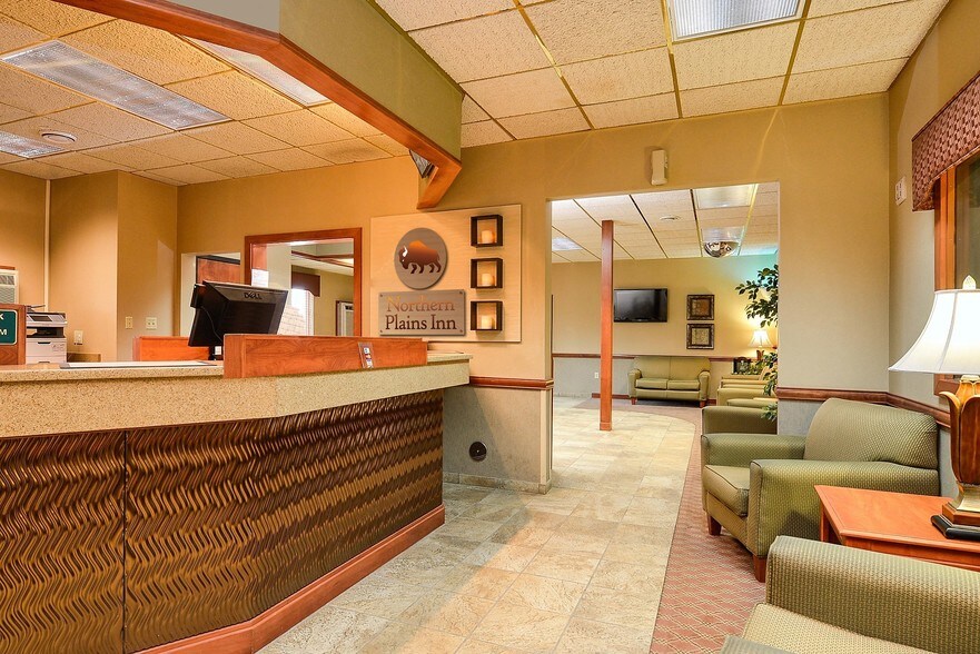 1515 22nd Ave SW, Minot, ND for sale - Building Photo - Image 1 of 1