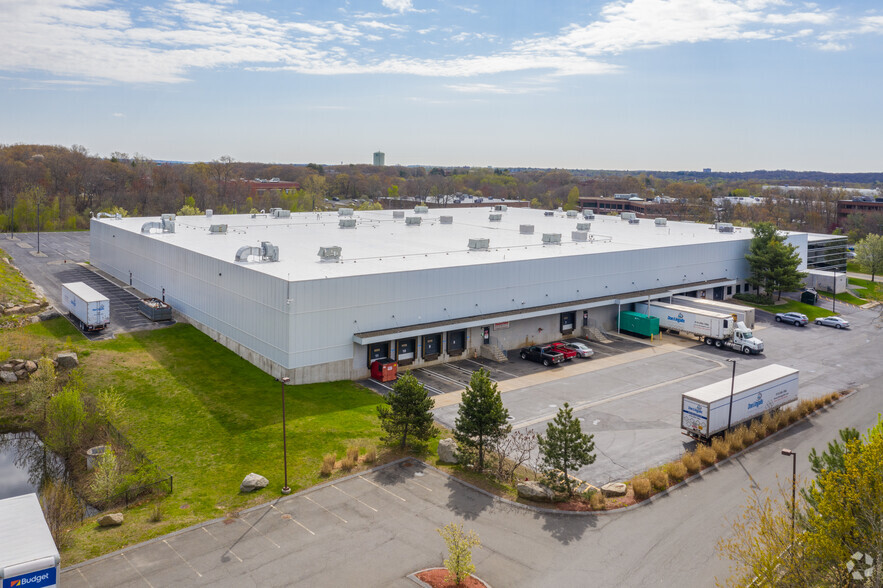 300 Jubilee Dr, Peabody, MA for lease - Building Photo - Image 3 of 13