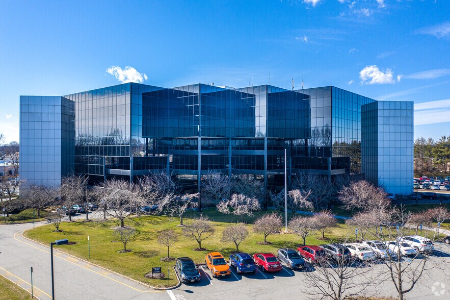 100 Walnut Ave, Clark, NJ, 07066 Office Space For Lease